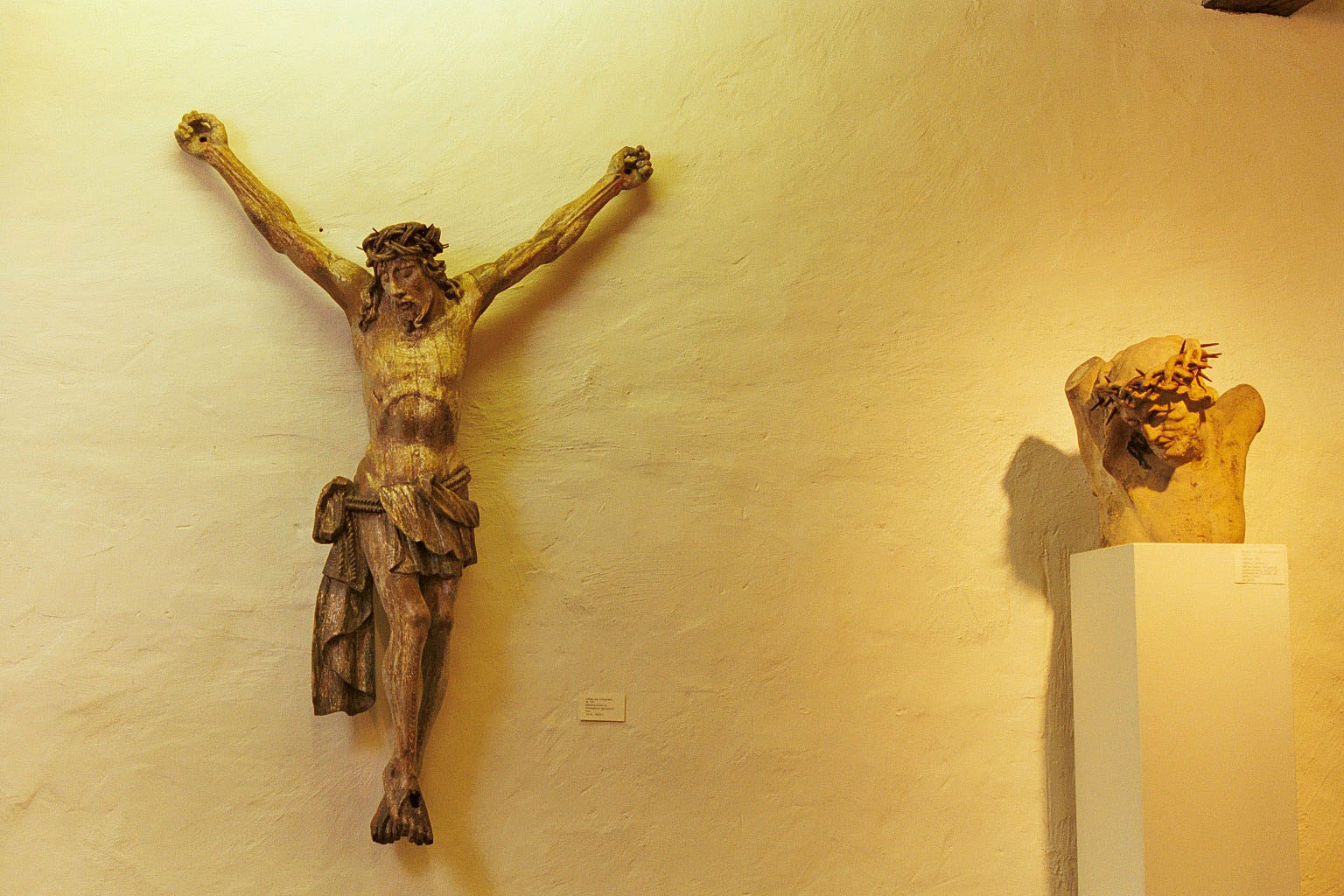 Kruzifix bei Hof Schütte, 13. Jahrhundert