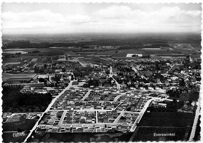 Luftbild mit dem Baugebiet Bergkamp (auf einer Postkarte).