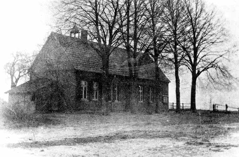 Erste Schule in Müssingen