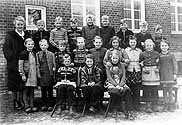 Gruppenfoto einer Klasse der Schule in Müssingen