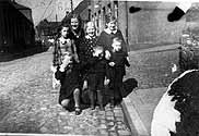 Kinder Hövelmann, Stumpe und Steinhoff in der Nordstraße 