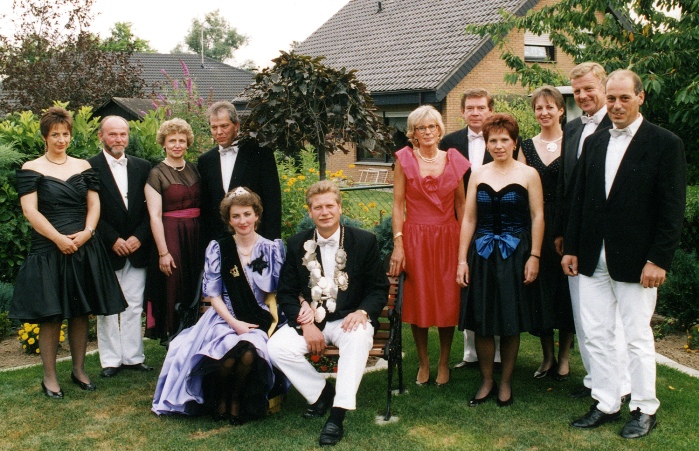 Der Hofstaat 1993 mit Martin und Annette Baggeroer